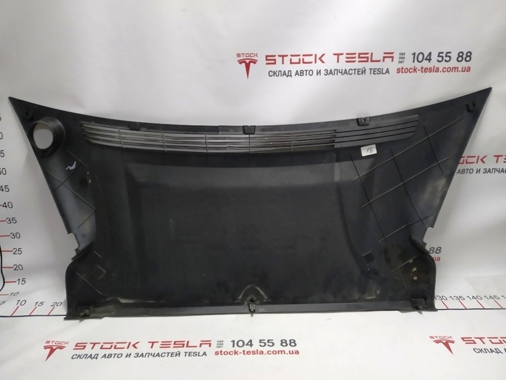 10 Підкапотний пластик боксу задній AWD із пошкодженням Tesla model S REST 1060481-00-С